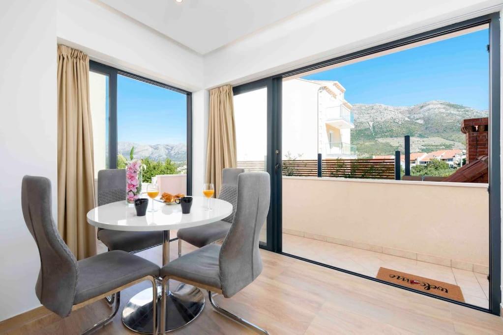 Private Pool Amazing Apartmant Huoneisto Cavtat