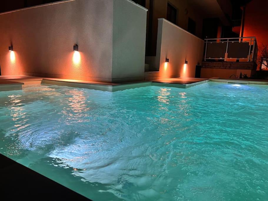 Huoneisto Private Pool Amazing Apartmant *